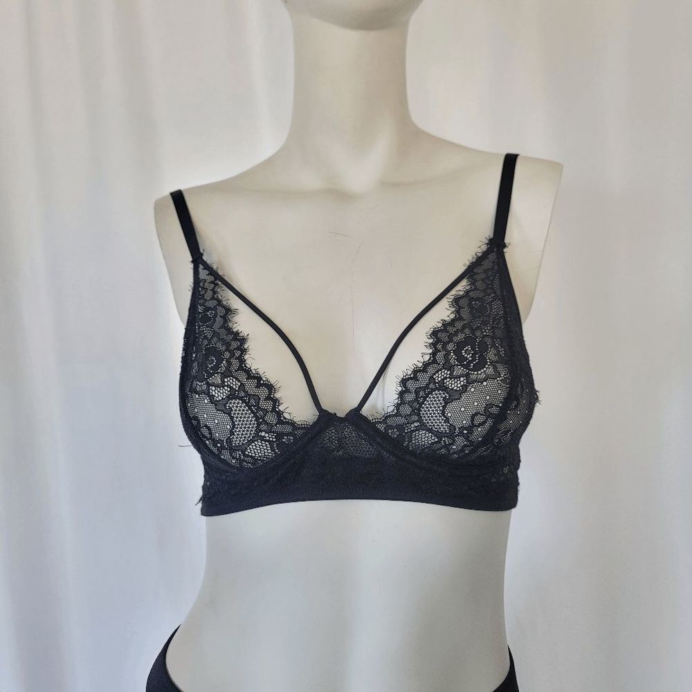 Love Haus by Beach Bunny womens black lace bralette size L - Picture 3 of 6
